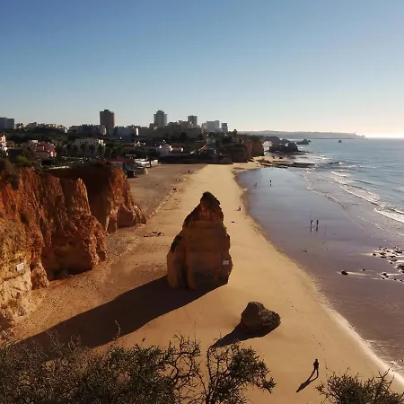 Alcaide Couette-café 3*