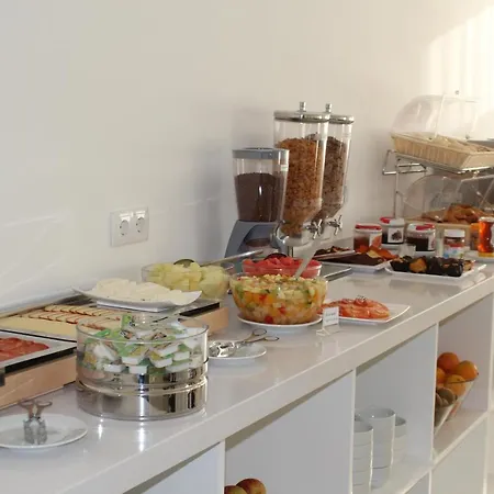 Couette-café Alcaide 3*