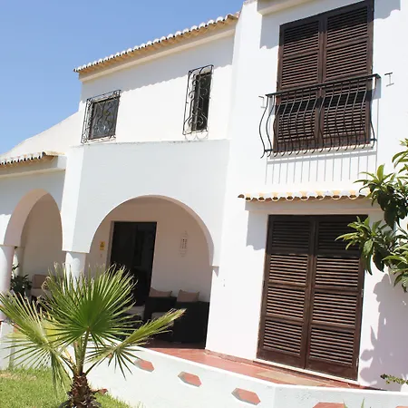 Alcaide Bed & Breakfast 3*