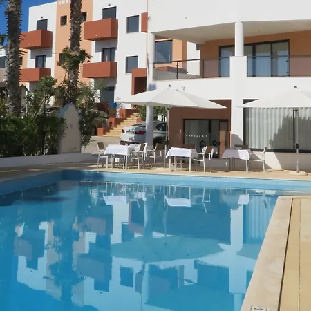 Alcaide Bed & Breakfast 3*