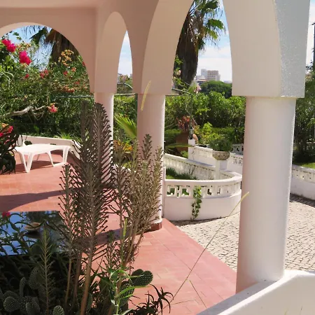 Alcaide فندق مبيت وإفطار